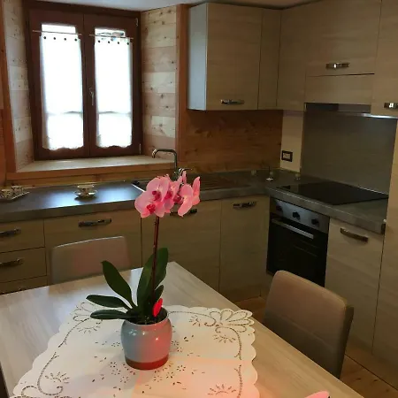 Апартаменты Condominio Delle Alpi Кампертоньо