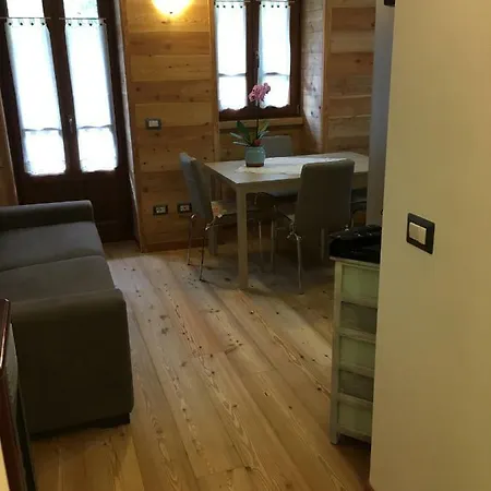 Апартаменты Condominio Delle Alpi Кампертоньо